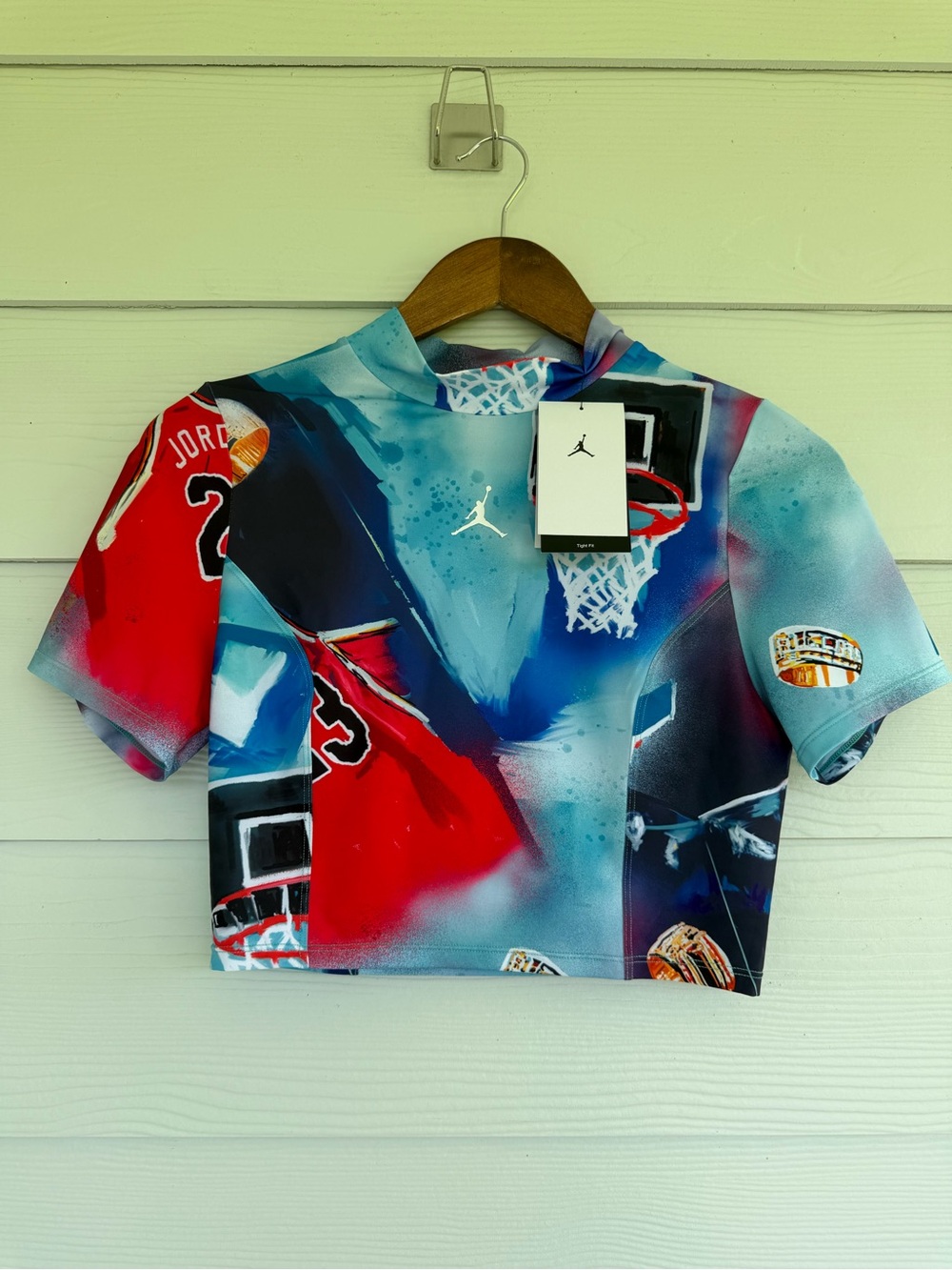 Nike Jordan Women’s Graphic Crop Top Basketball Print Tight Fit Size M - Picture 2 of 7